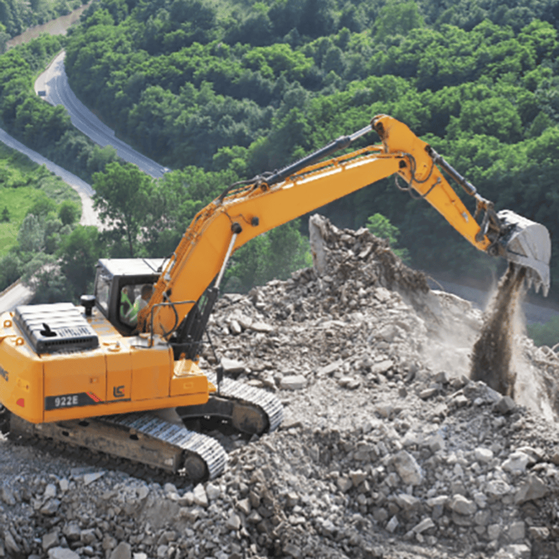EXCAVATOR 922E
